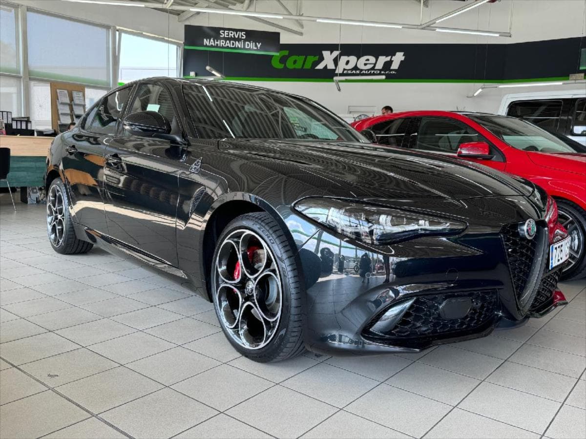 2023 Alfa Romeo GIULIA