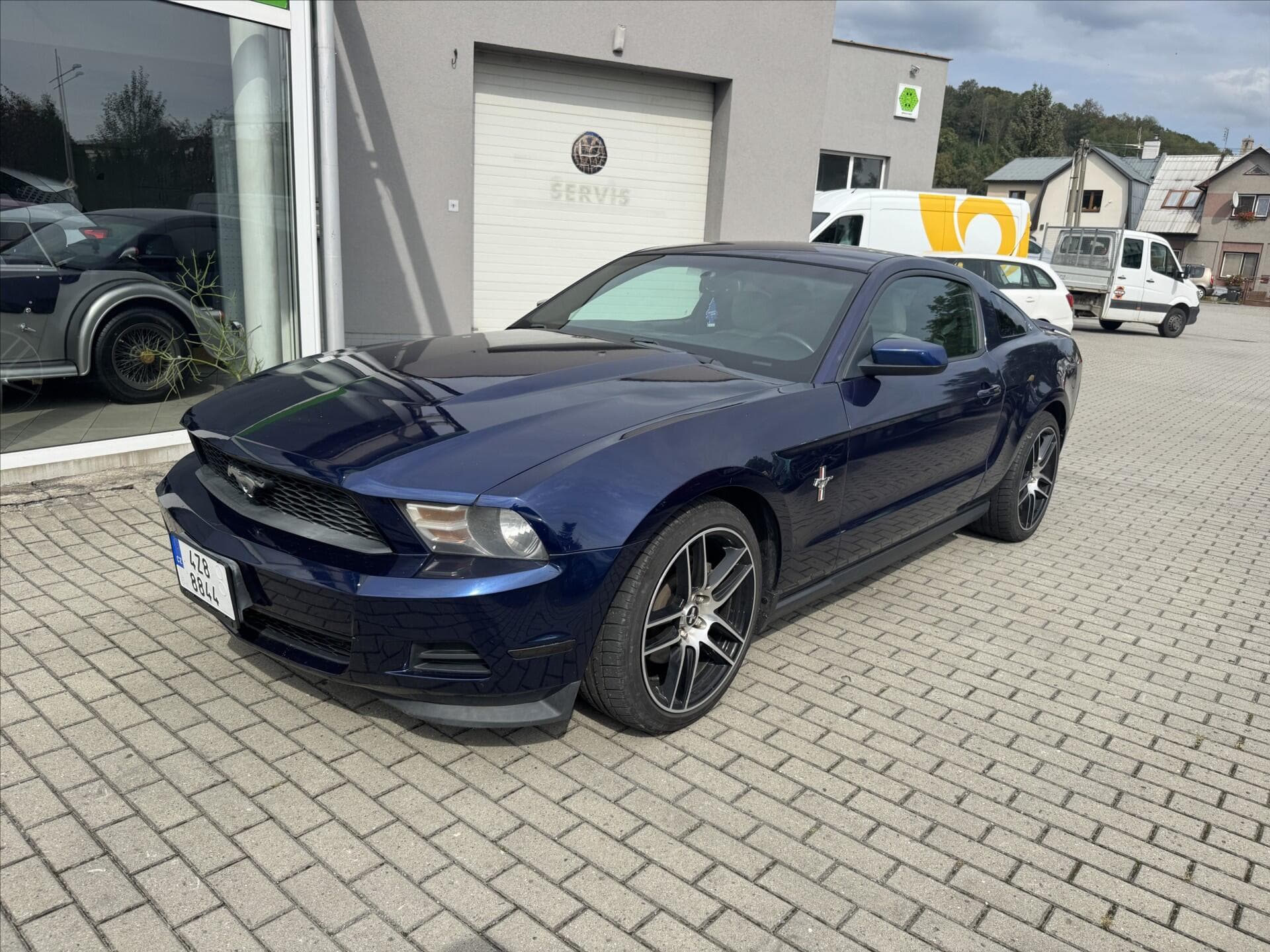 2012 Ford MUSTANG