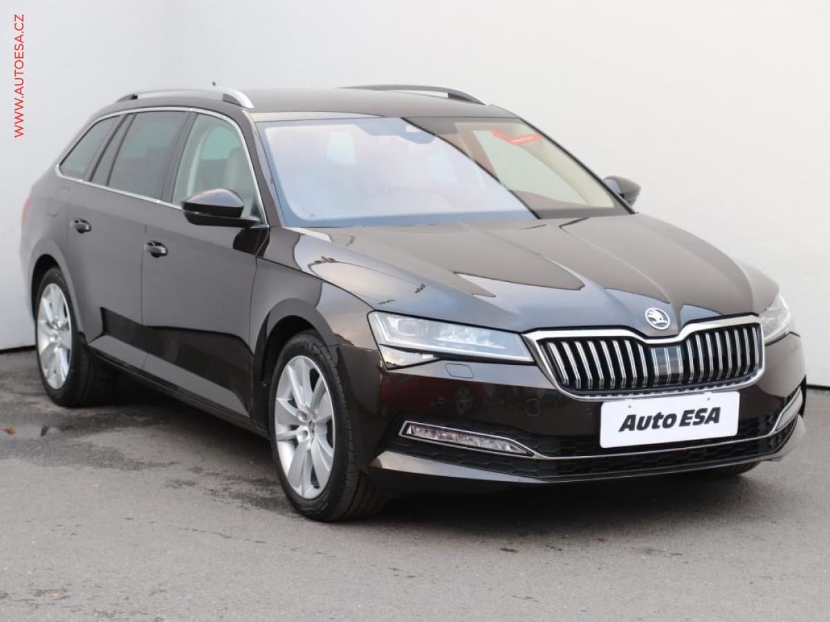 Škoda Superb 2.0 TDi 4x4, Scout, DSG, LED