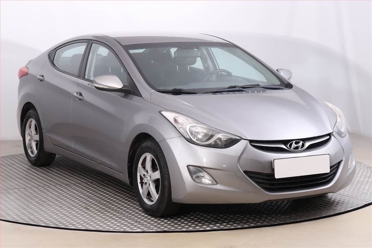 Hyundai Elantra 1.6, ČR,1.maj, Serv.kniha
