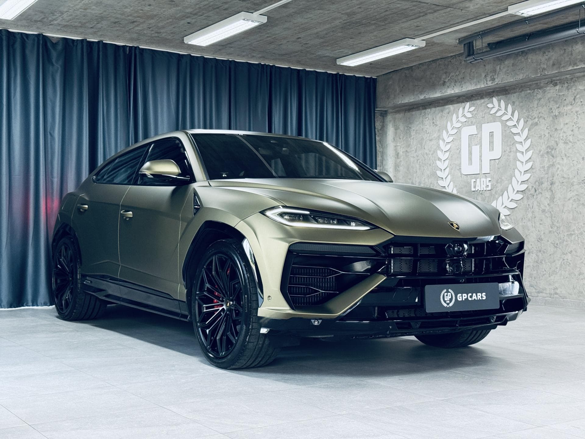 Lamborghini URUS