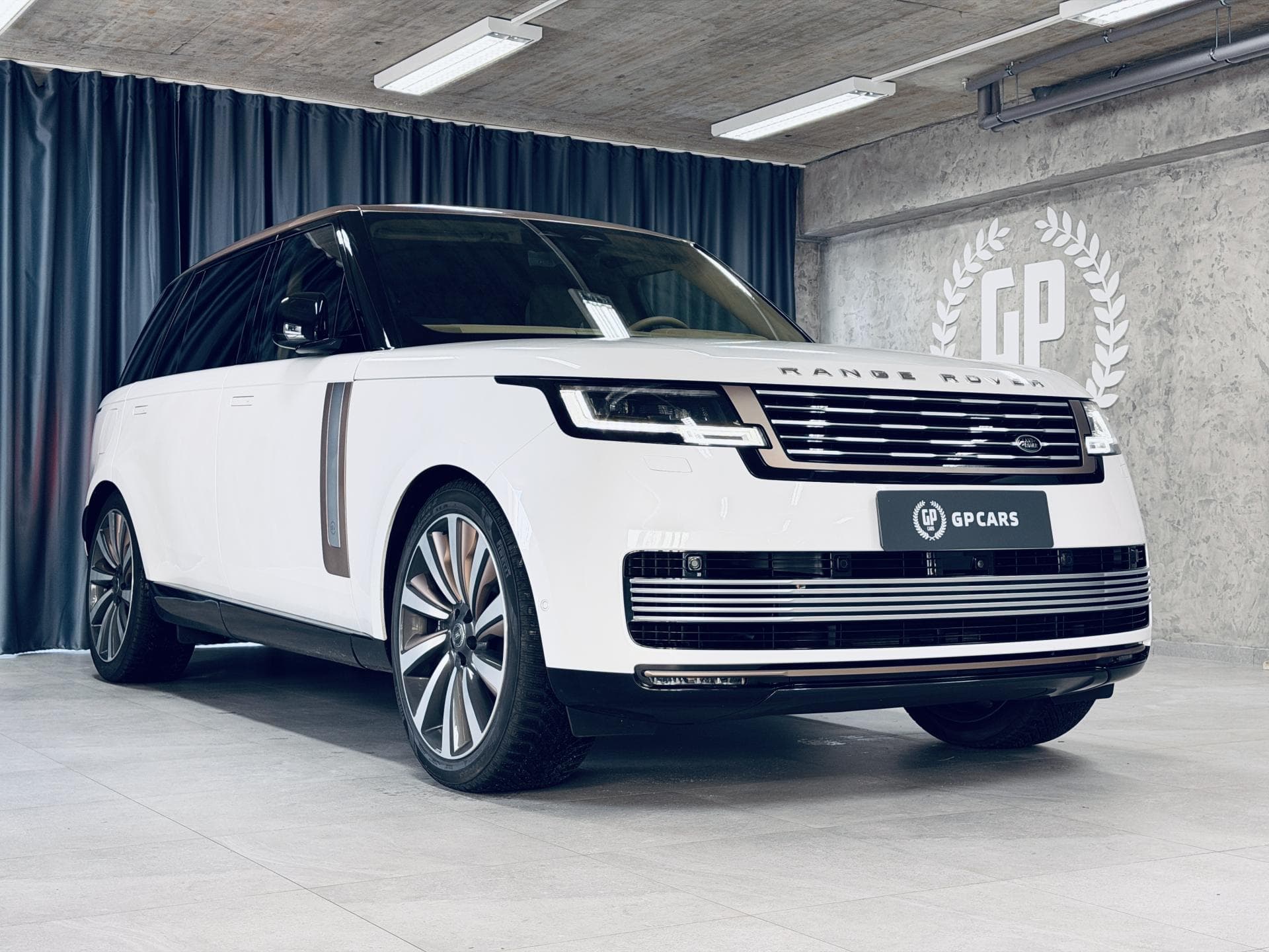 Land Rover RANGE ROVER