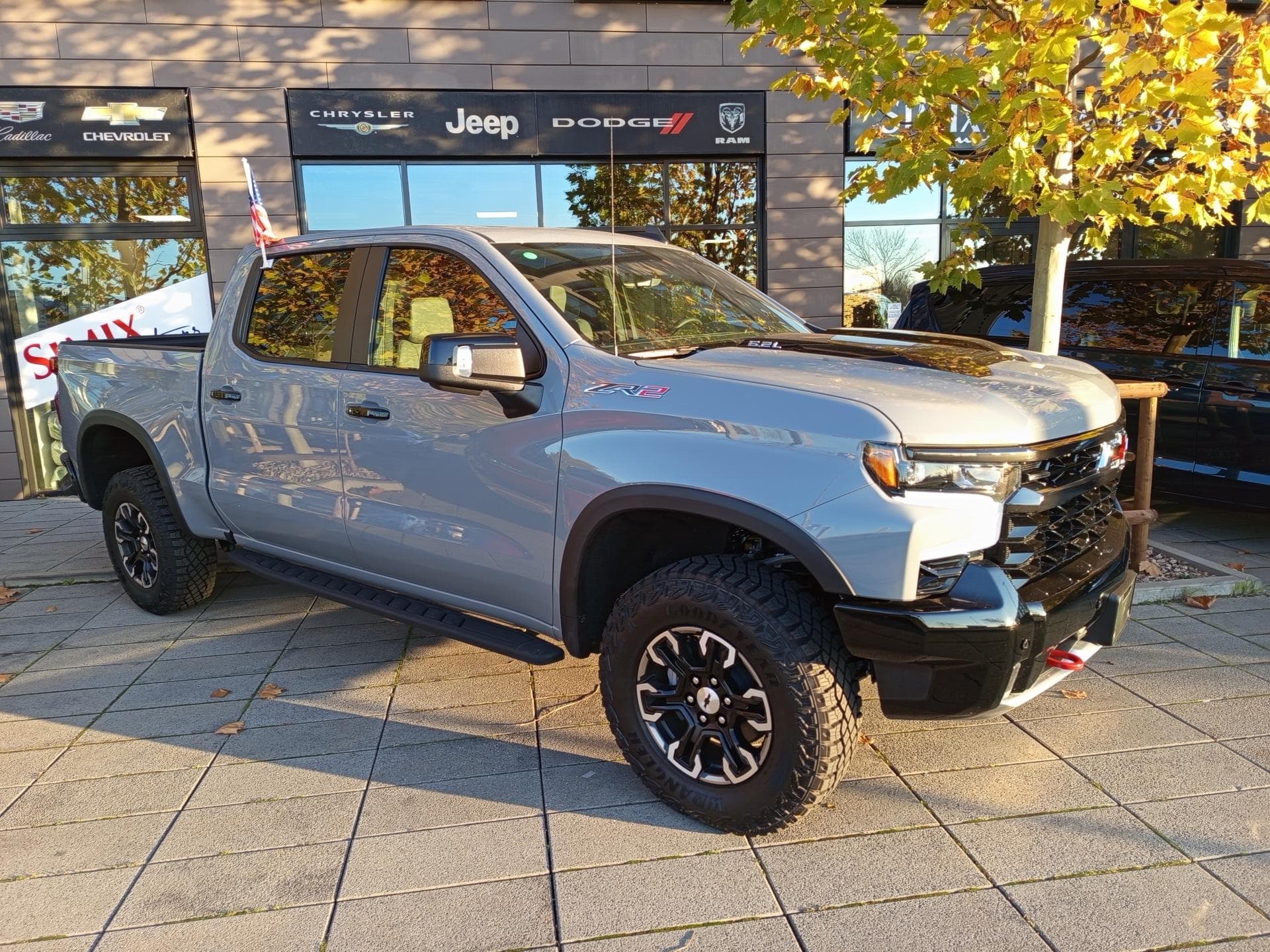Chevrolet SILVERADO