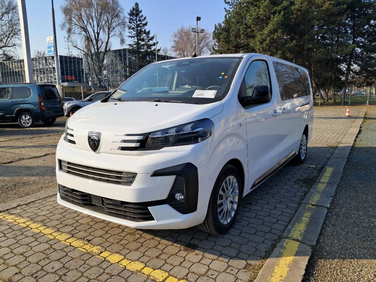 2026 Peugeot TRAVELLER