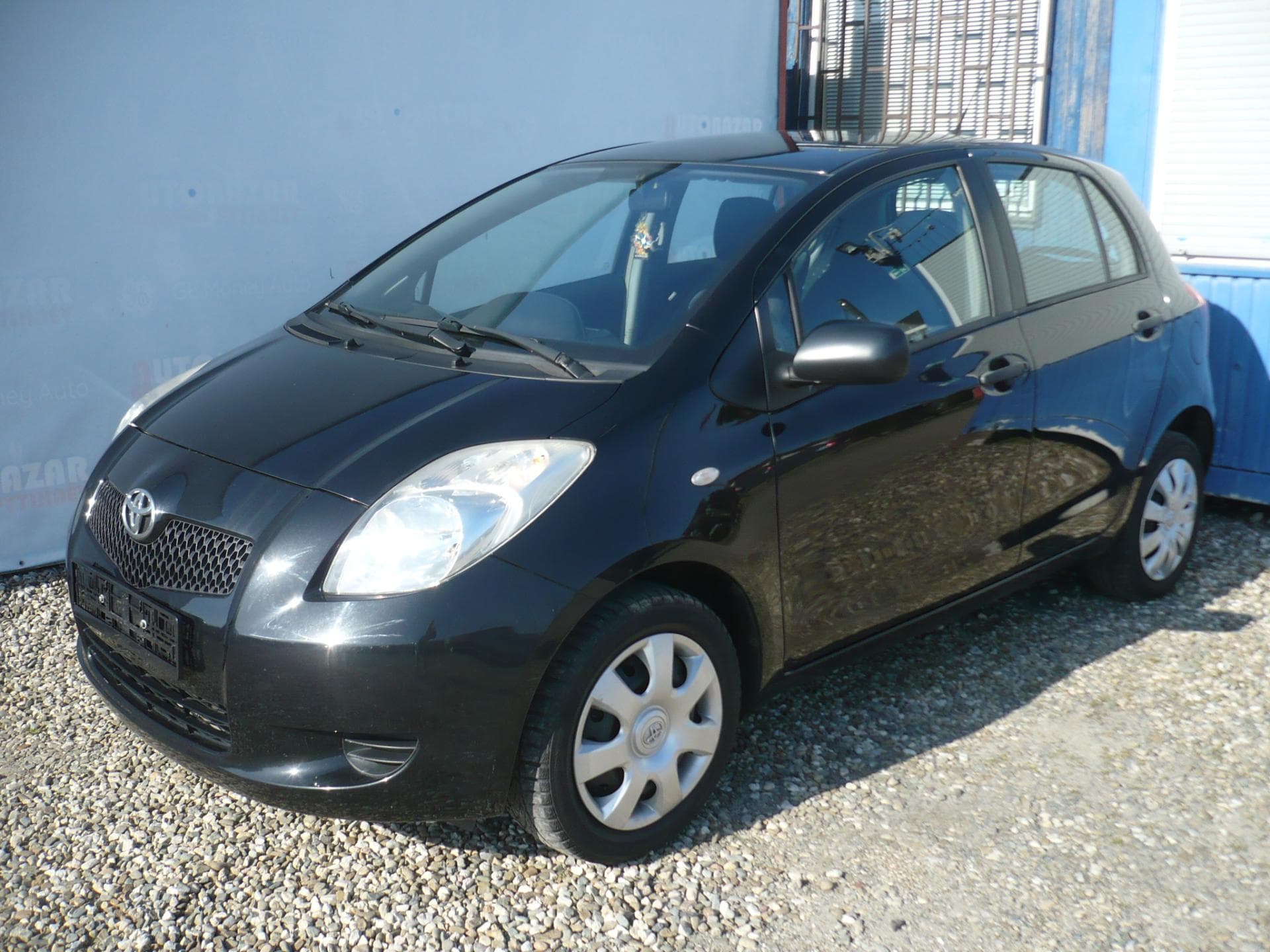 2009 Toyota YARIS