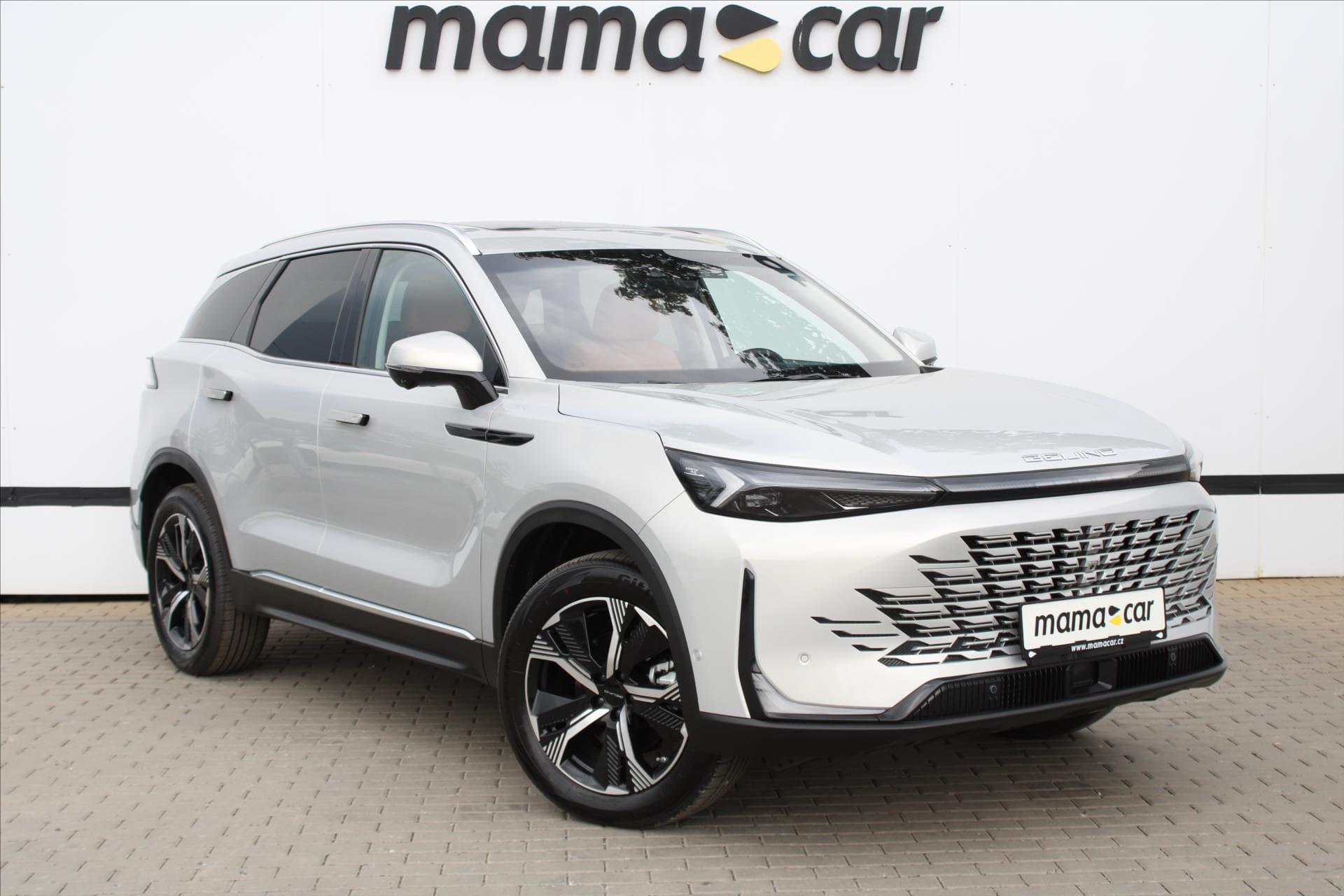 BAIC X7 1.5T 130kW A/T LED PANORAMA