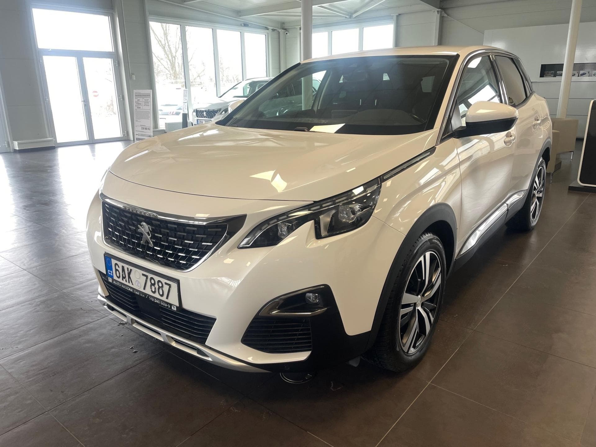 Peugeot 3008 Allure 1,2 PureTech 130k EAT6