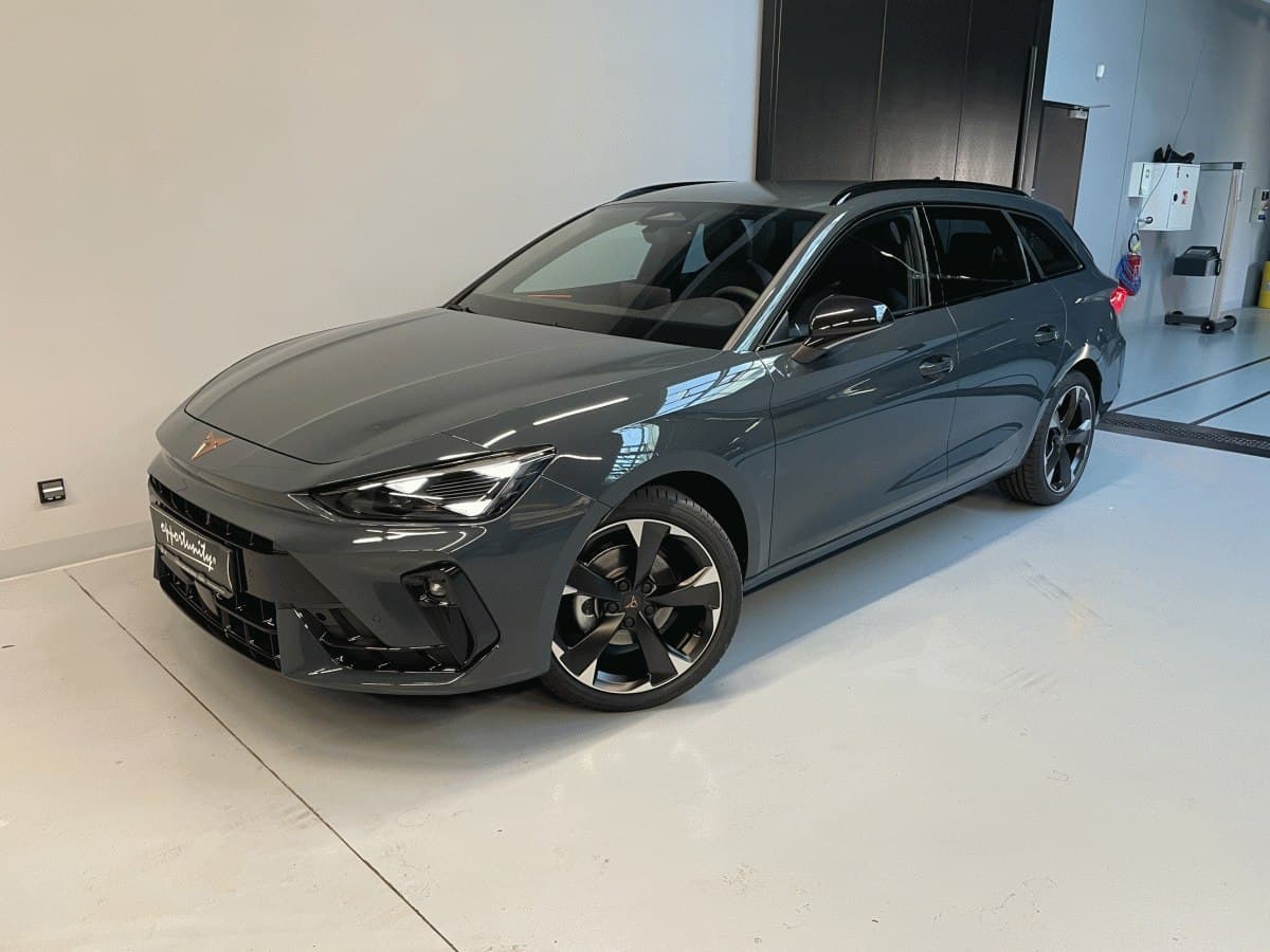 Cupra LEON