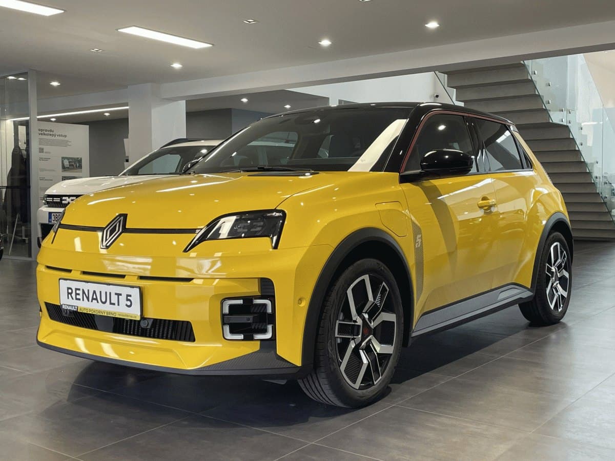 Renault 5 E-TECH Techno Urban range EV40 120k