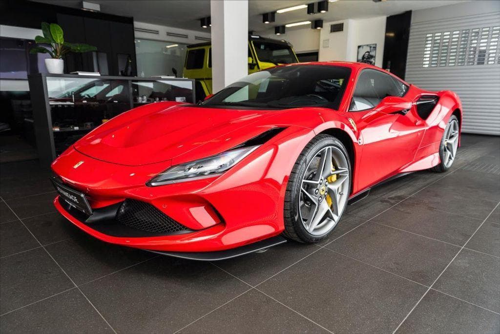 2021 Ferrari F8
