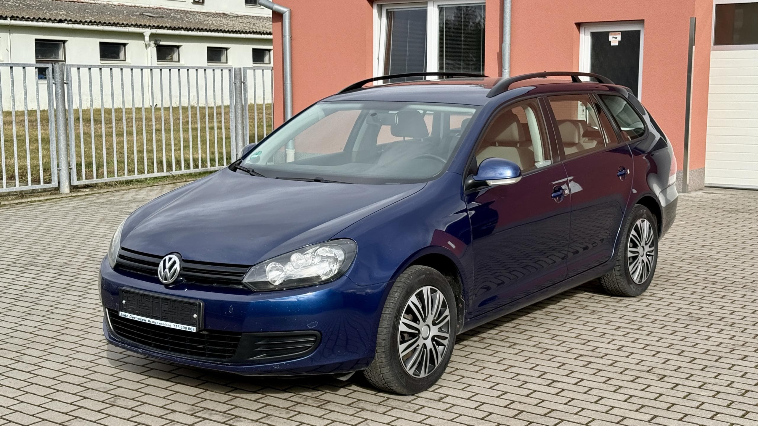 2010 Volkswagen GOLF