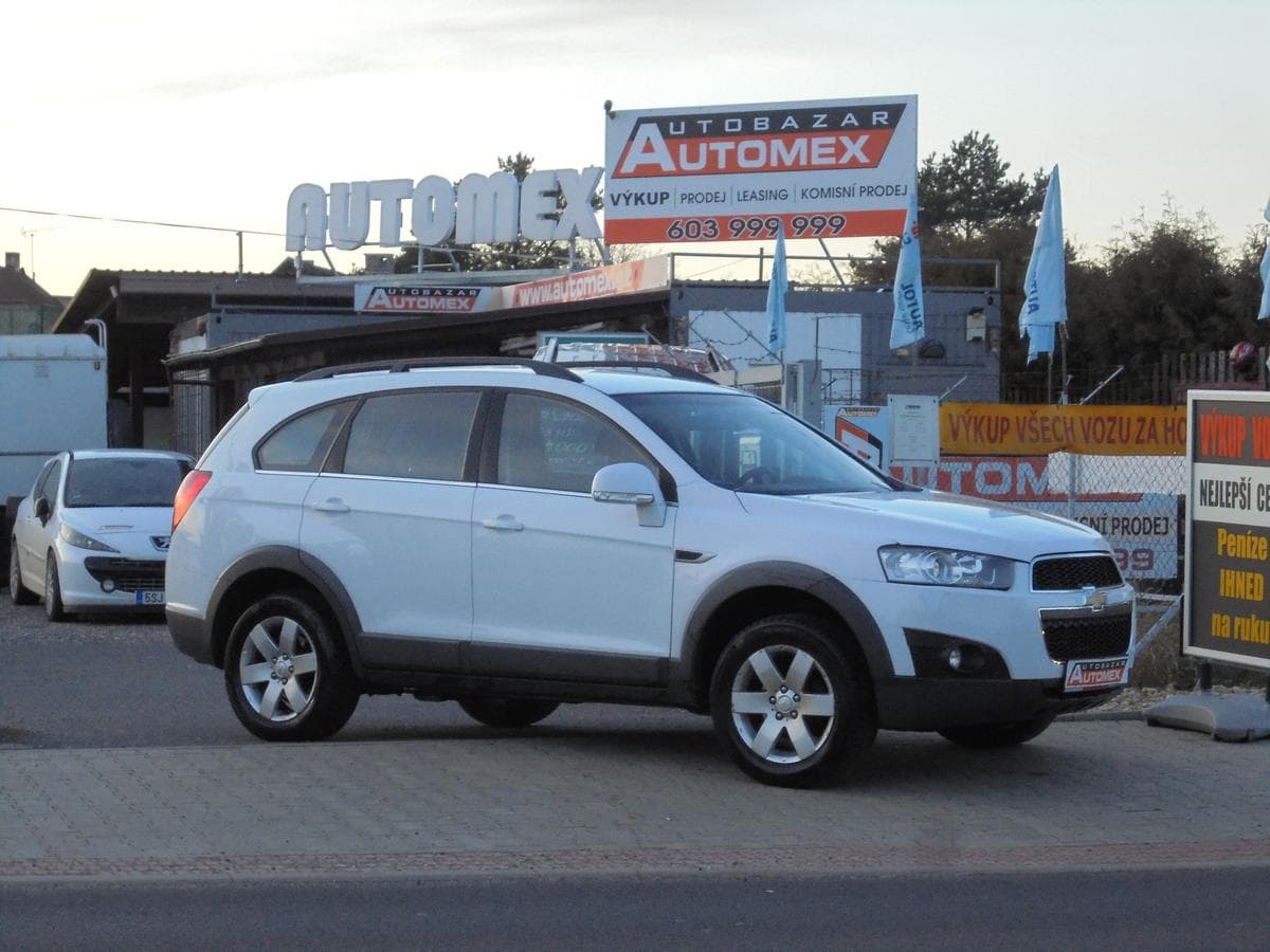 Chevrolet Captiva 2.4i- ČR- 2. MAJITEL- SERVISKA