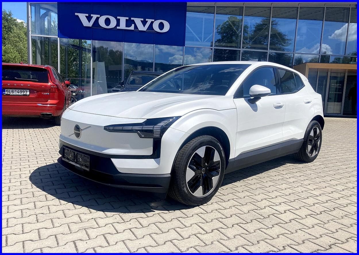 Volvo EX30