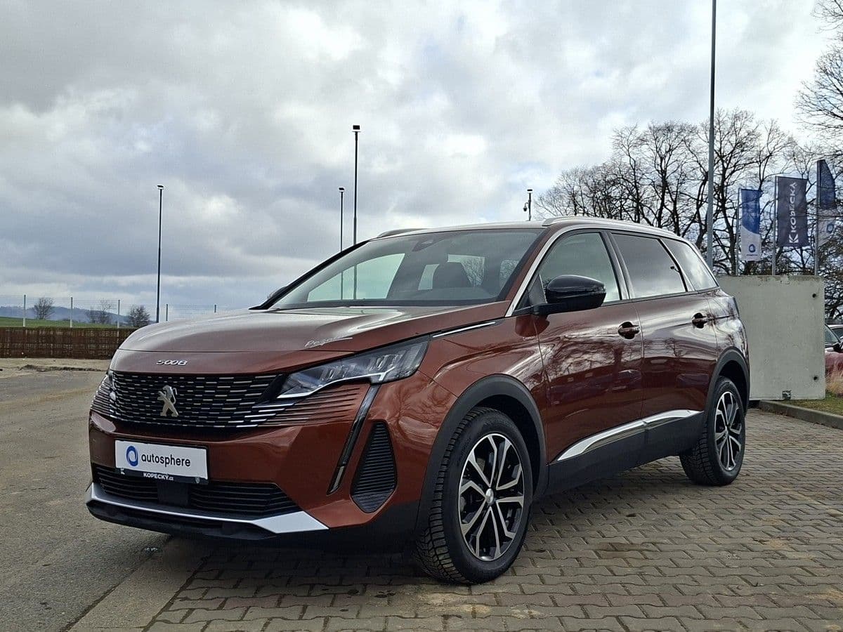 2023 Peugeot 5008