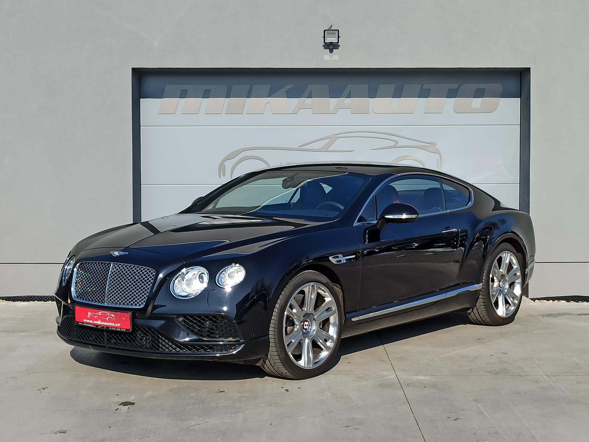 Bentley Continental GT 4.0 V8 373kW ČR 1.MAJITEL TOP
