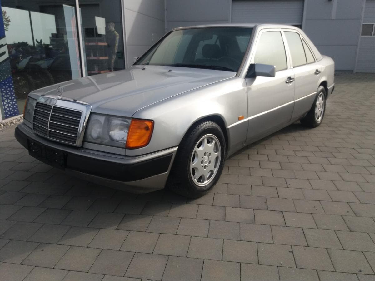 1993 Mercedes-Benz OSTATNÍ
