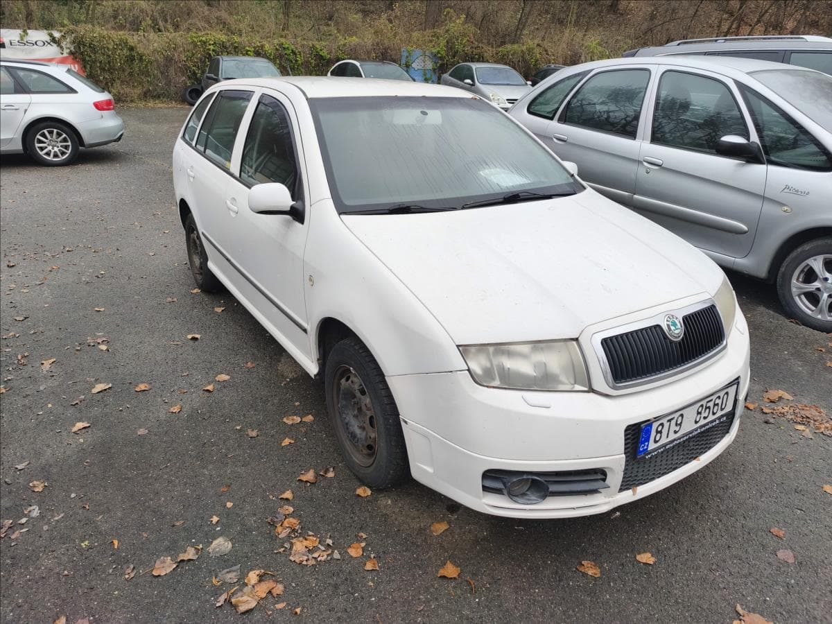 Škoda Fabia 1,4 i po servise včetně rozvo
