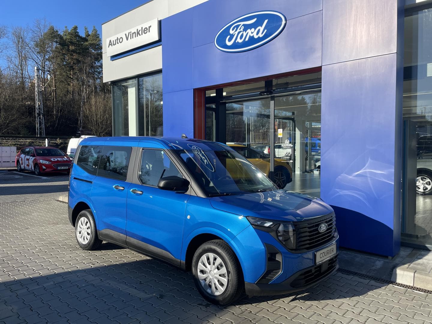2026 Ford TOURNEO