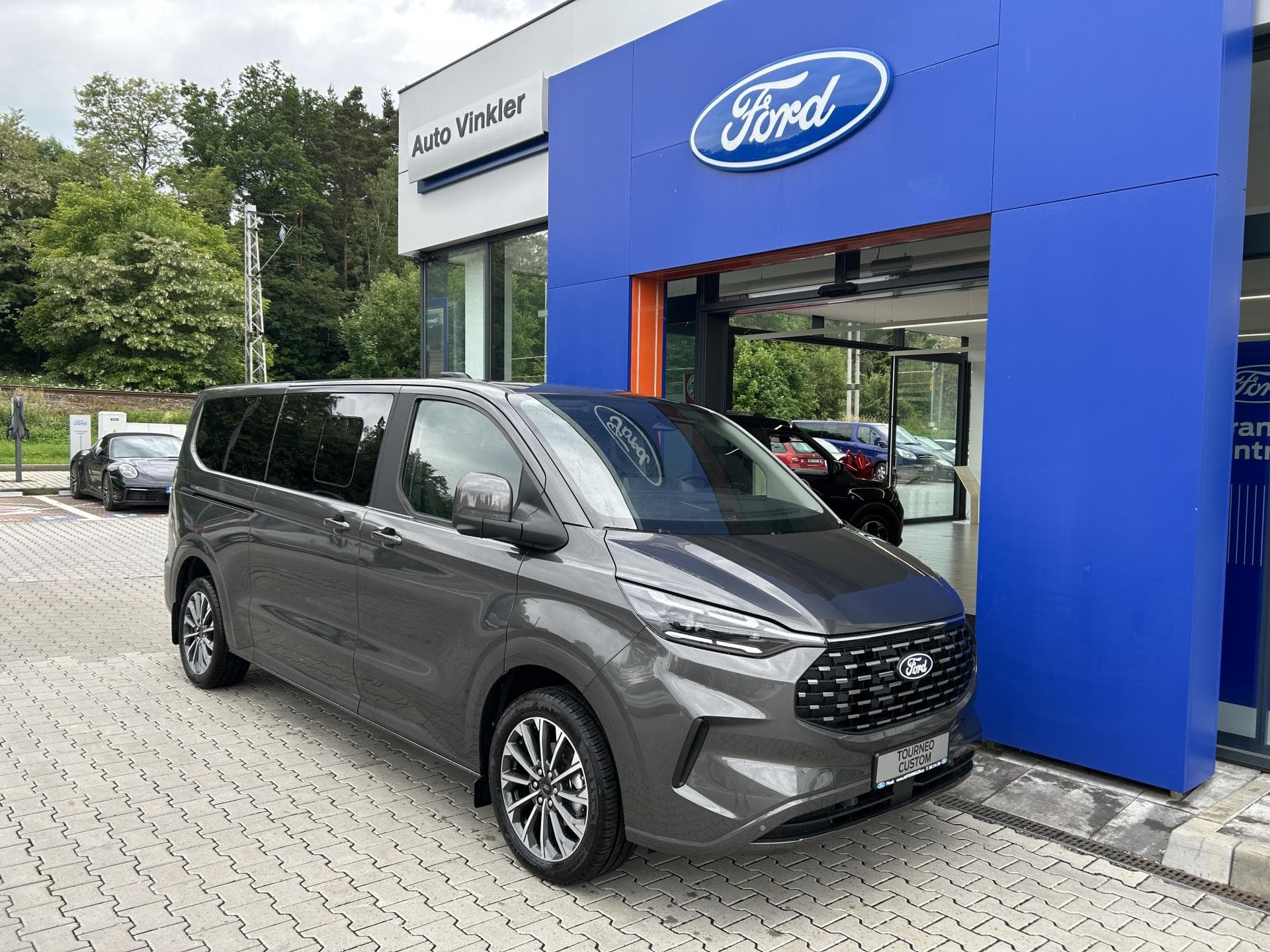 2026 Ford TOURNEO