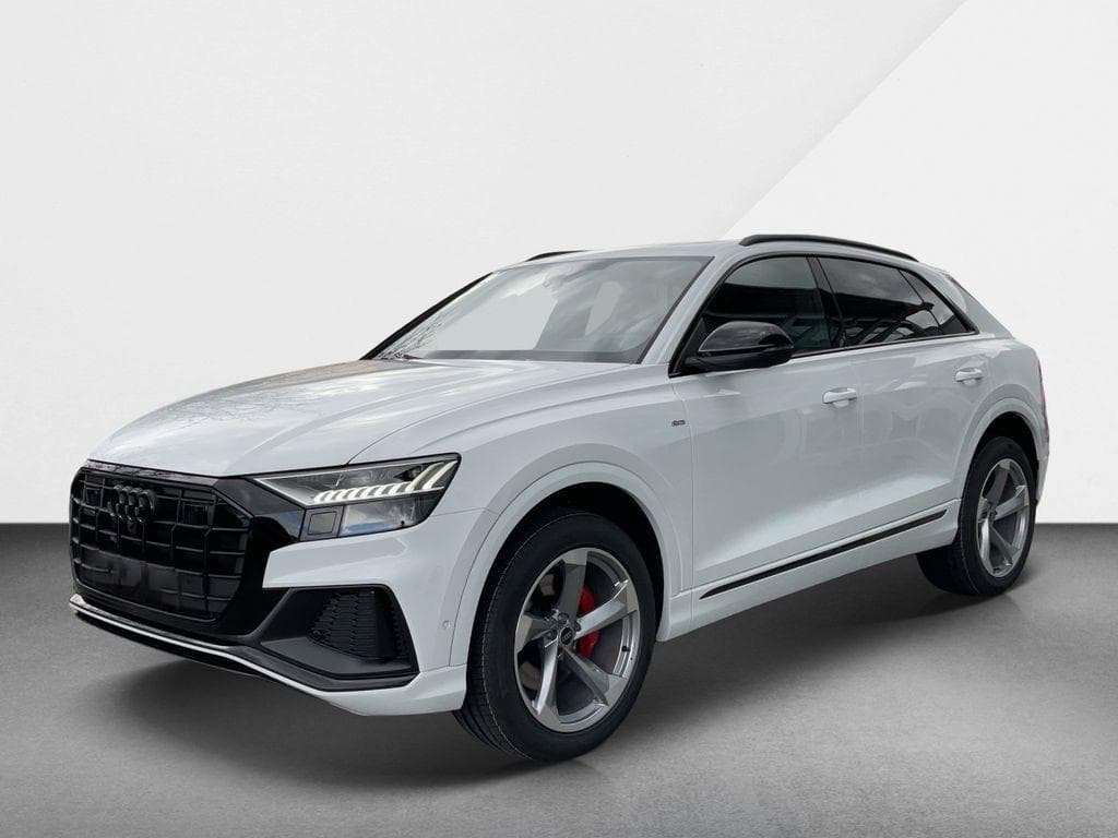 Audi Q8 50TDI S-line možnost nájmu