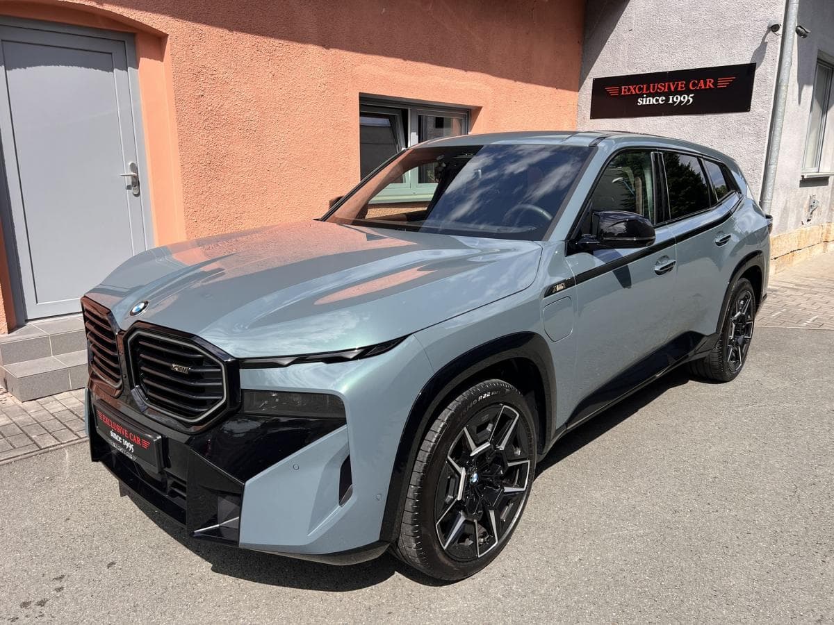 BMW XM XM Individual Masáže Garance+