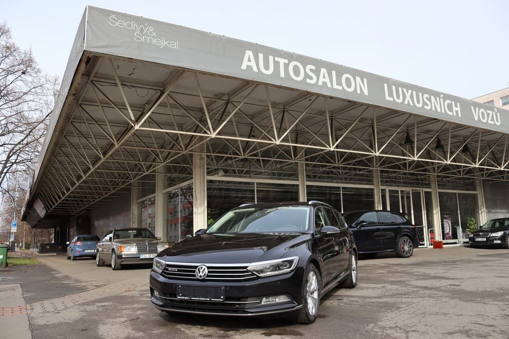 2015 Volkswagen PASSAT