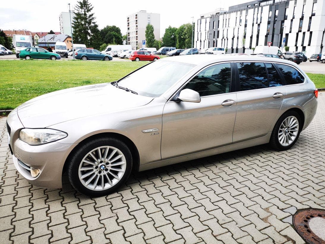 2011 BMW 5-Series