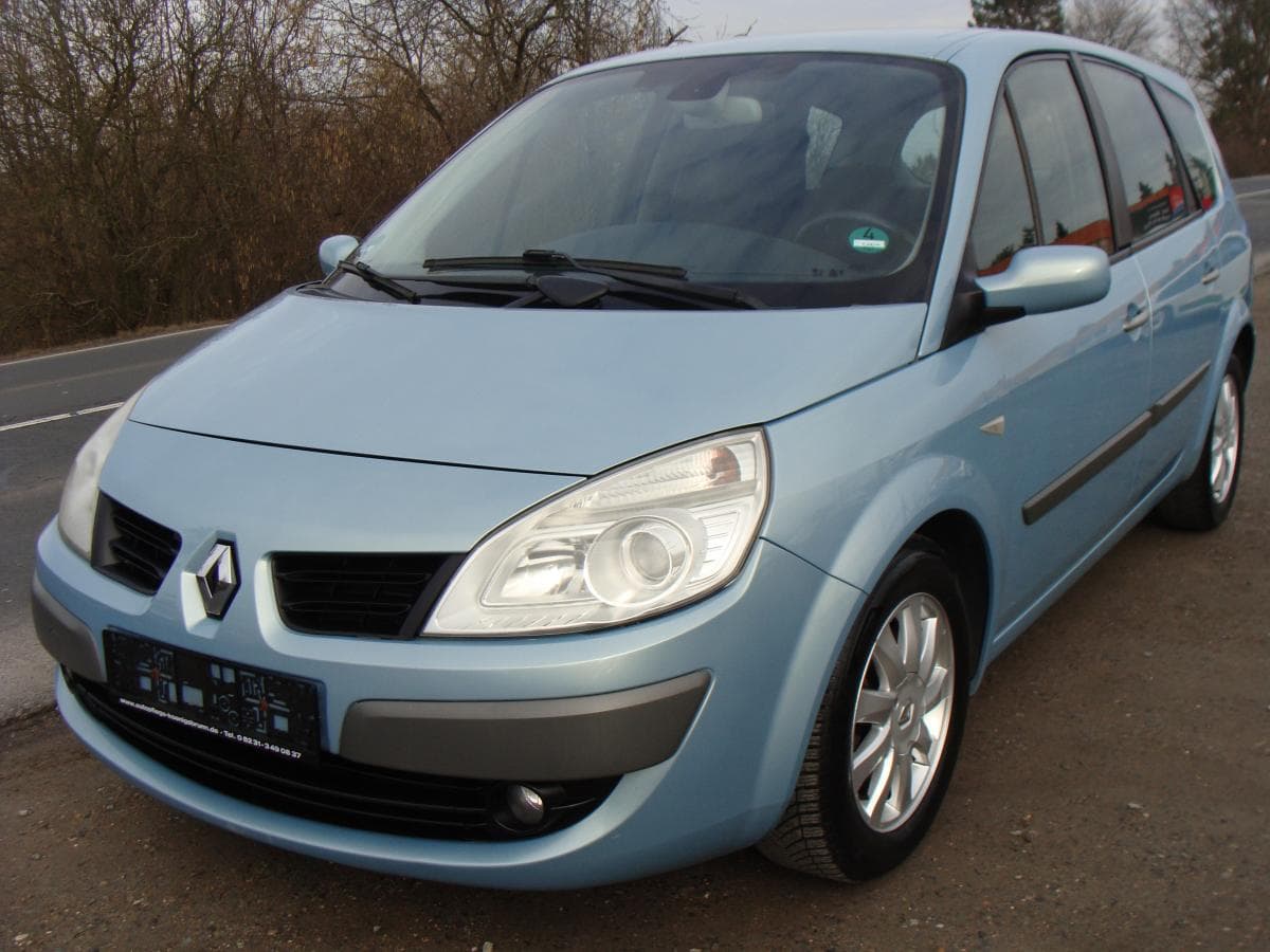 Renault Grand Scénic 1.6i, Servisní kniha