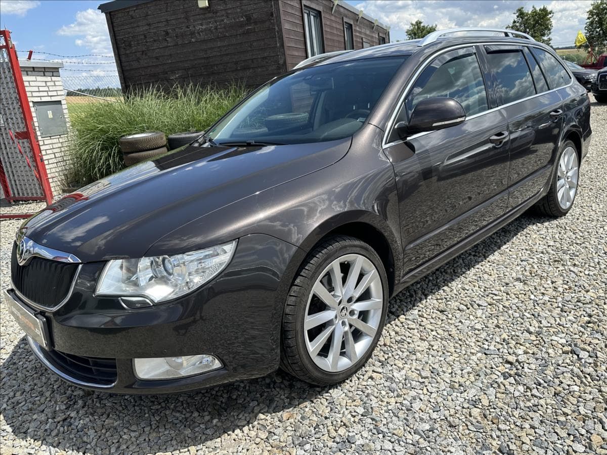 2010 Škoda Superb