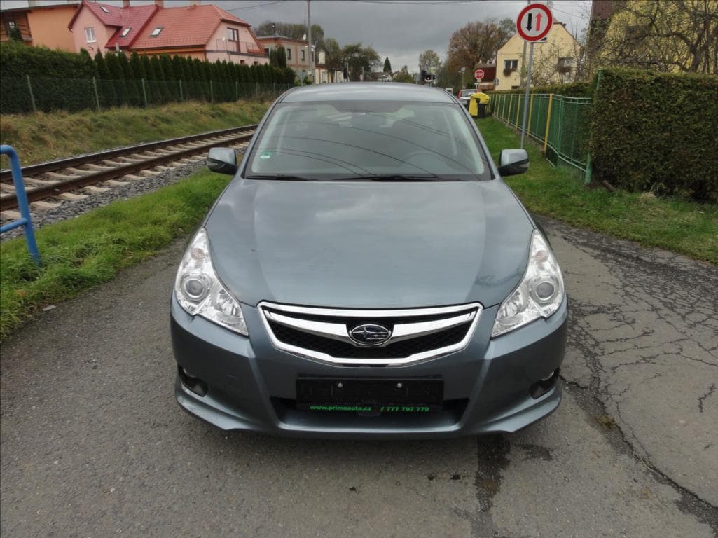 Subaru Legacy 2,0 TOP stav Serviska 4X4