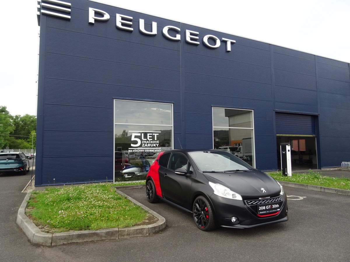 Peugeot 208
