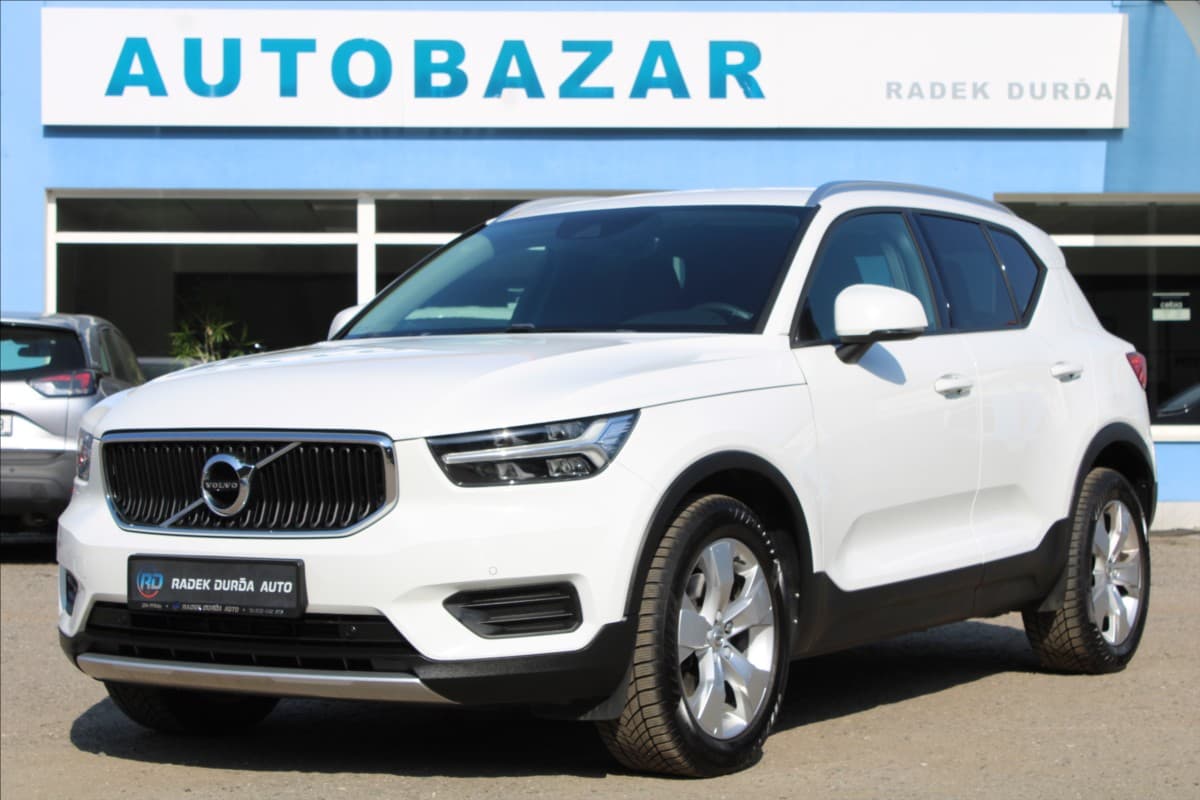 2020 Volvo XC40