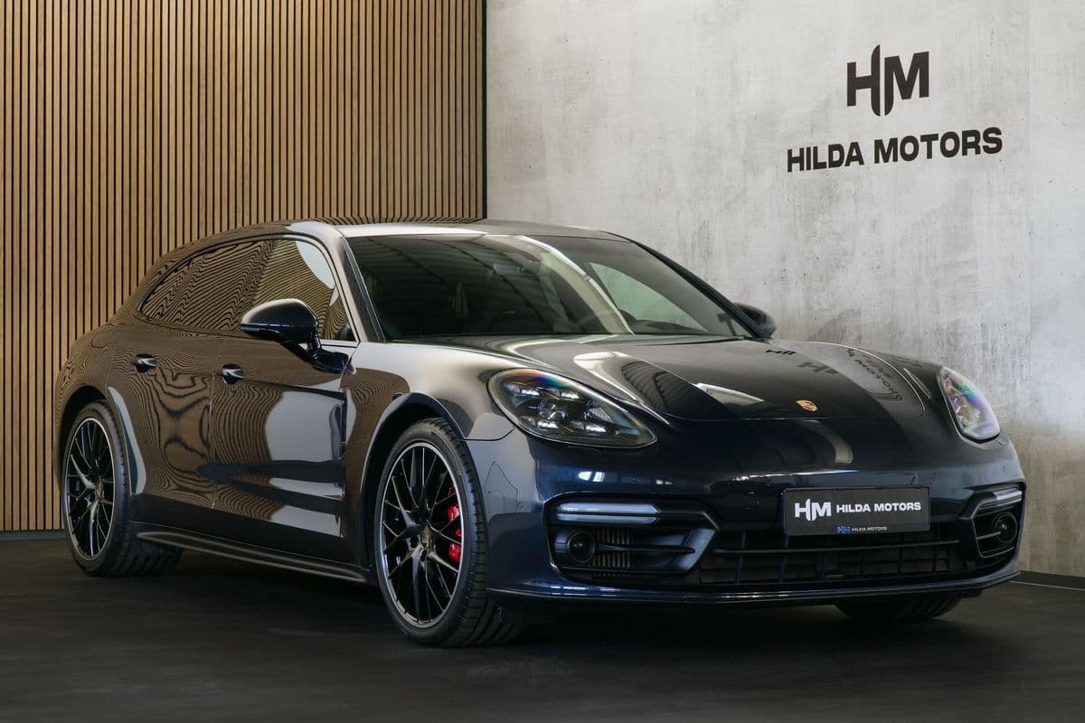 2020 Porsche PANAMERA