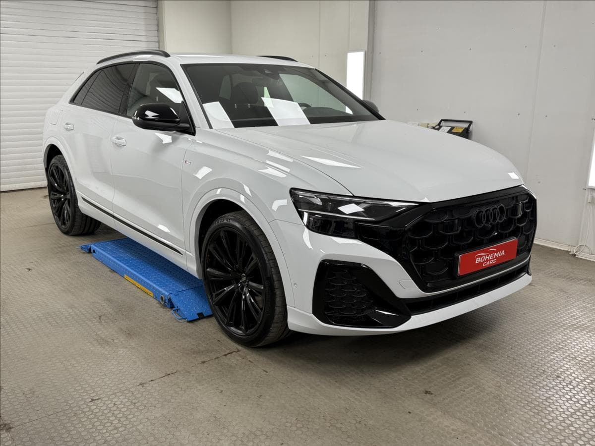2025 Audi Q8