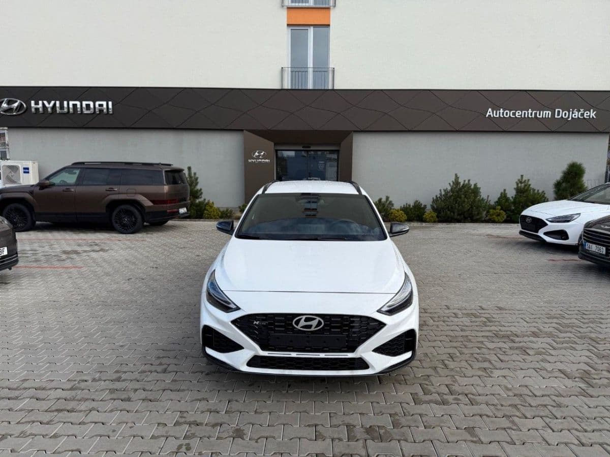 2025 Hyundai i30