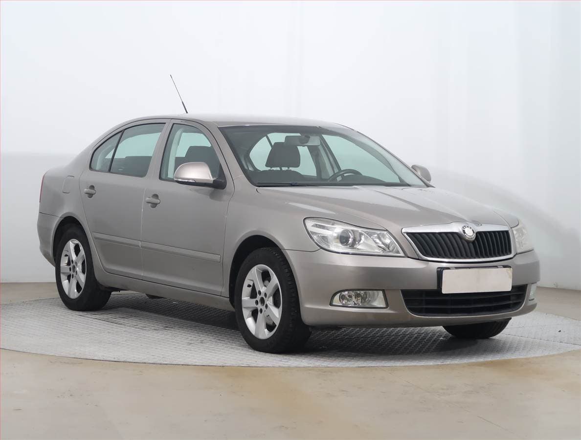 Škoda Octavia 1.8 TSI, Serv.kniha, nová STK