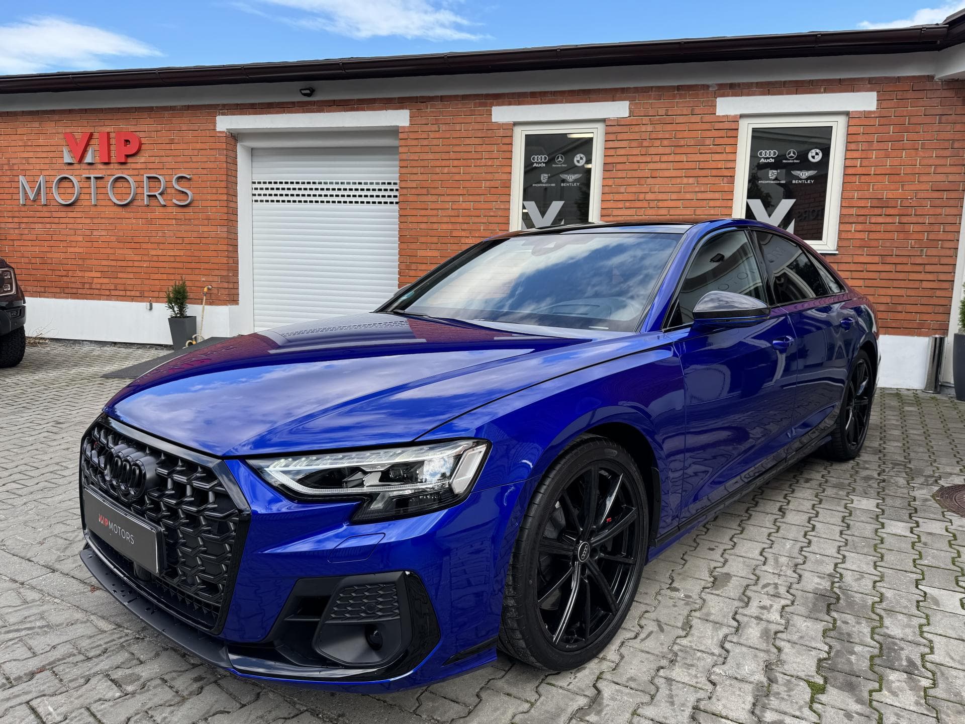 2024 Audi S8