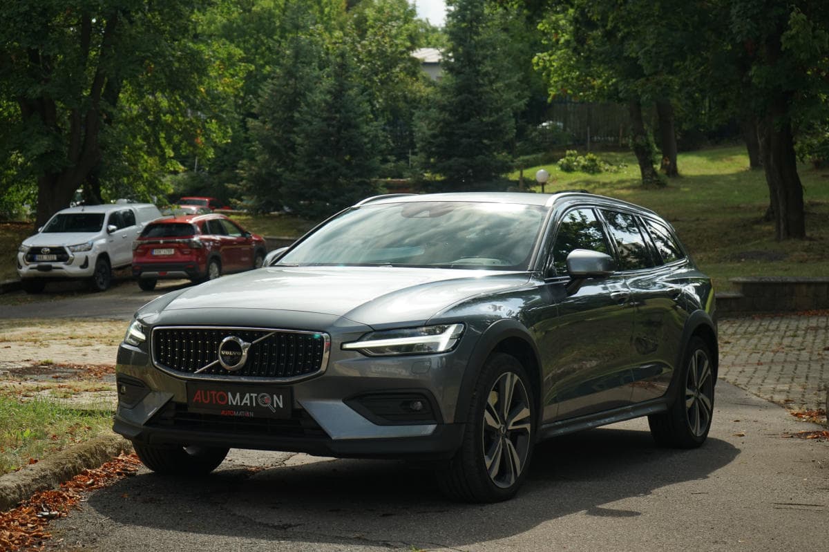2021 Volvo V60