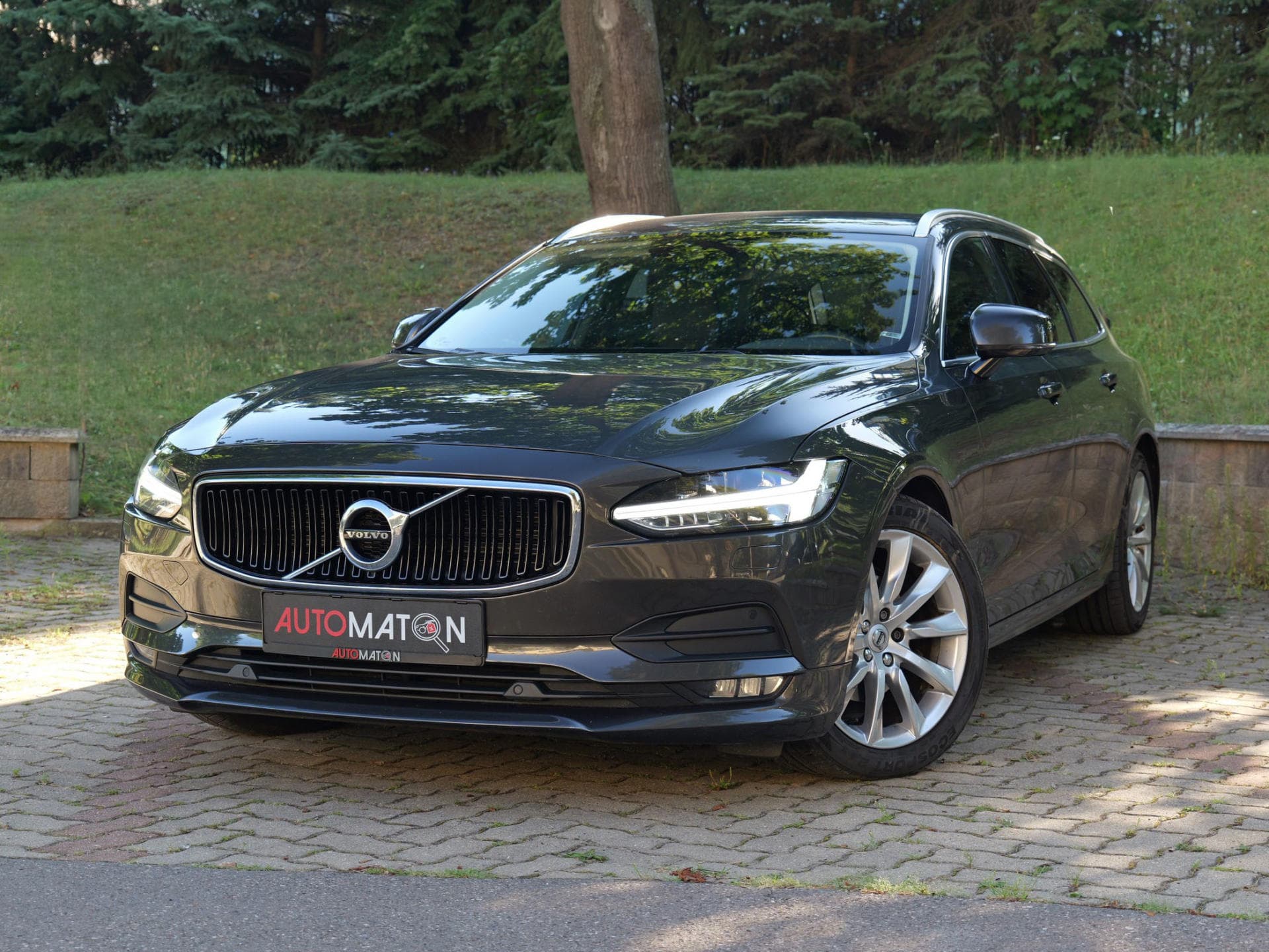 2021 Volvo V90