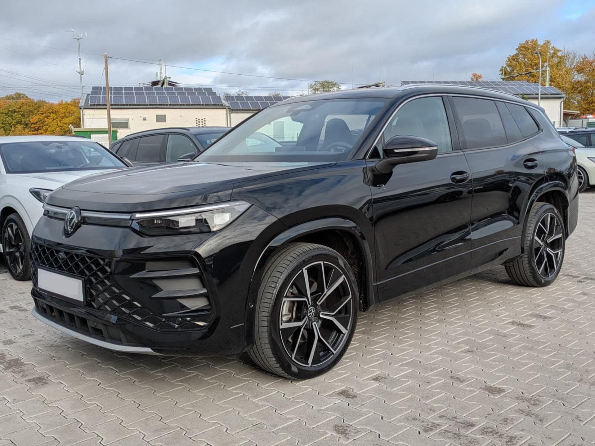 2025 Volkswagen TAYRON