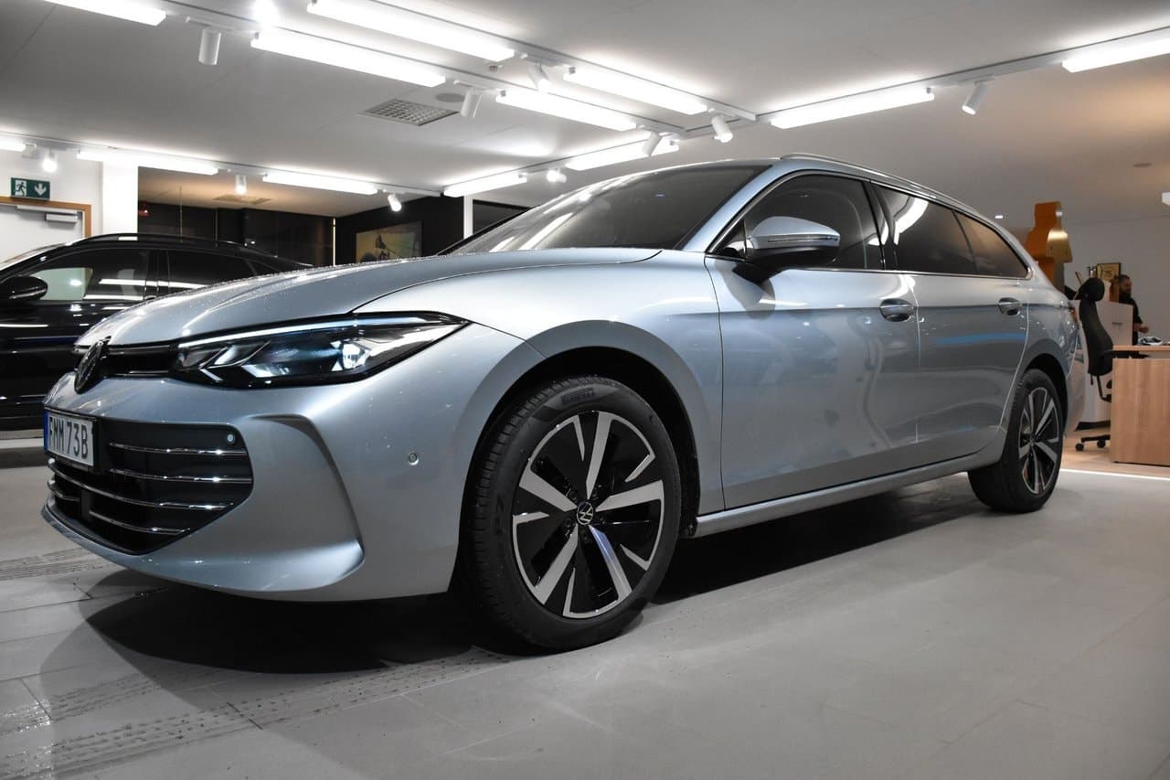 2024 Volkswagen PASSAT