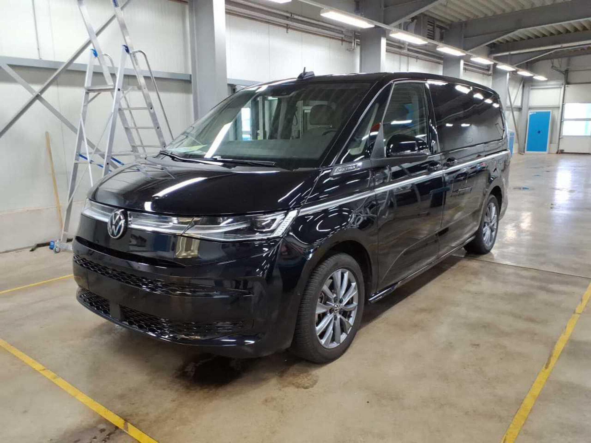 Volkswagen Multivan eHybrid 4M Long Kůže 360 Taž