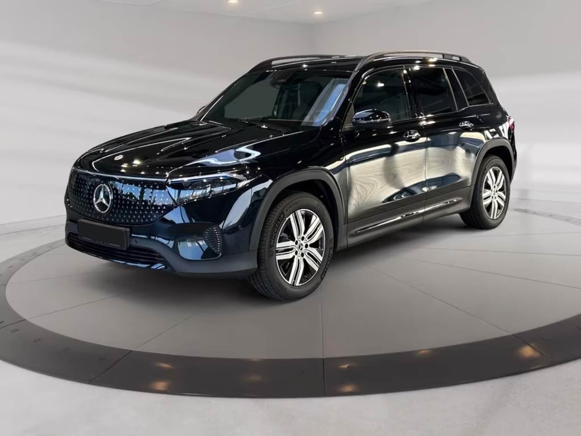 2025 Mercedes-Benz Eqb