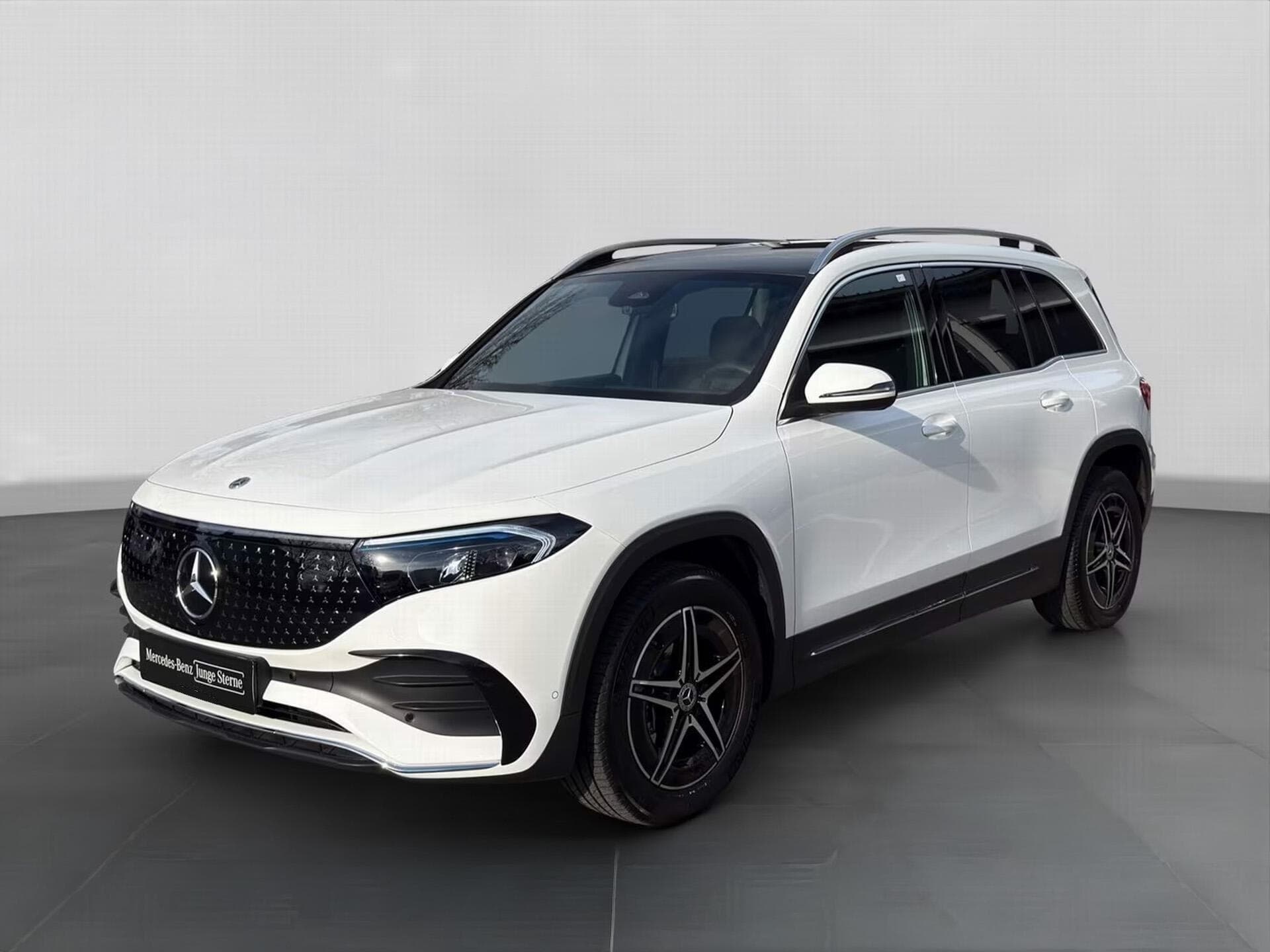 2025 Mercedes-Benz Eqb