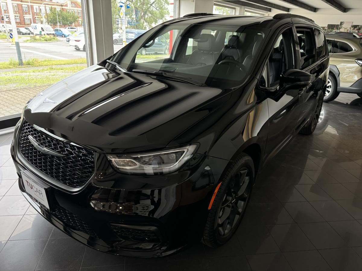 2024 Chrysler PACIFICA