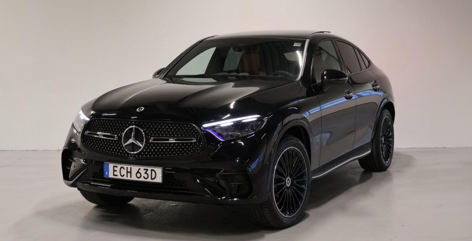 2025 Mercedes-Benz GLC