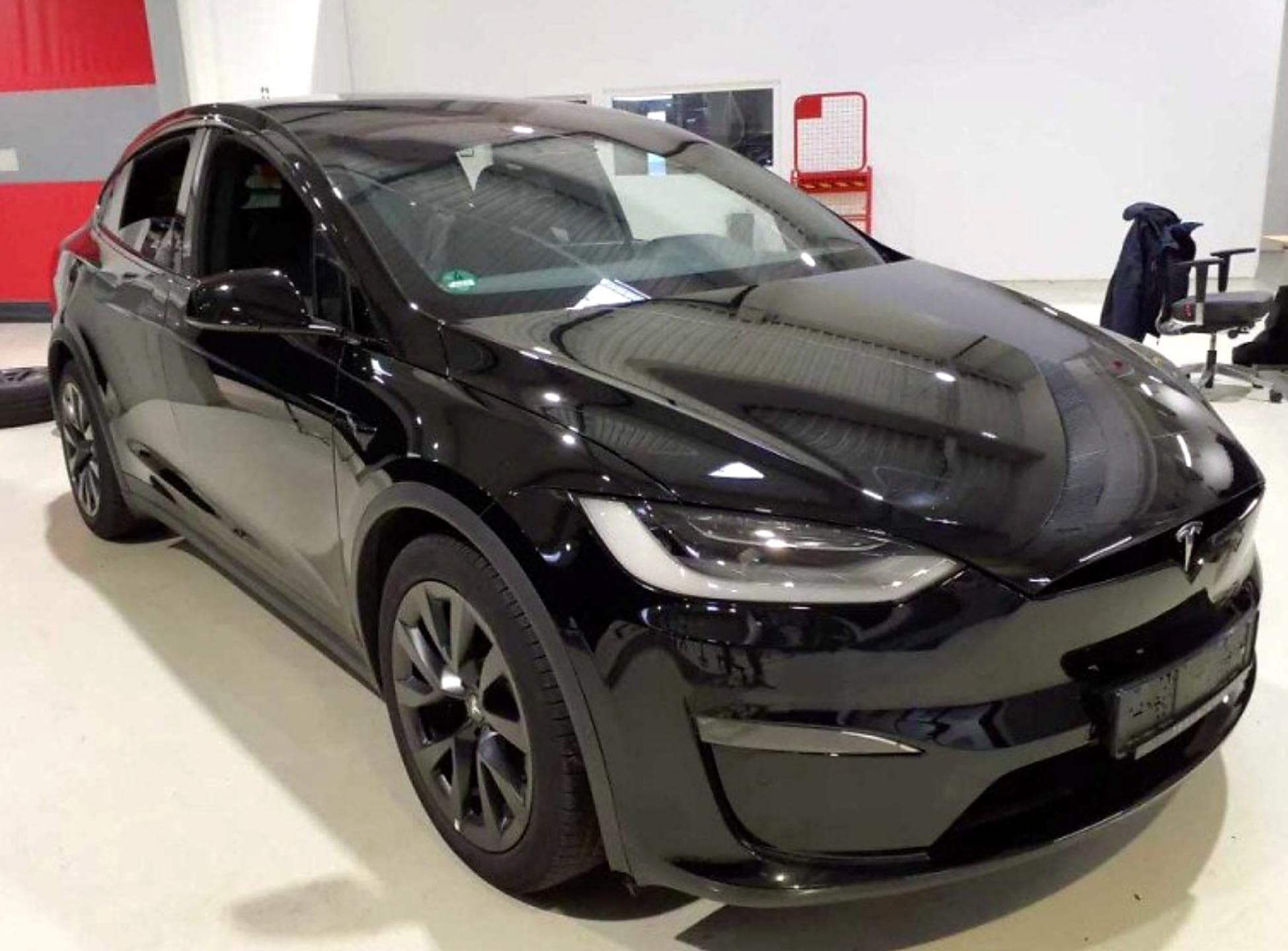 Tesla Model X Plaid - Tažné 2 250 kg