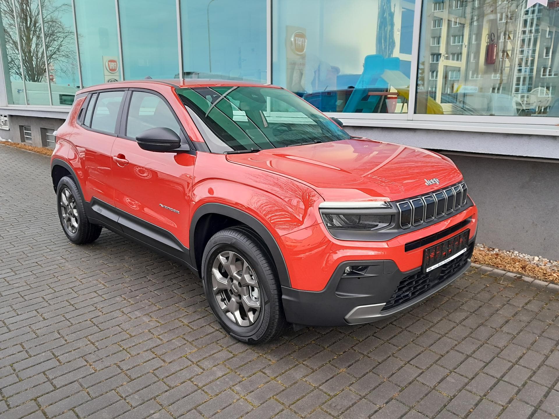 Jeep AVENGER
