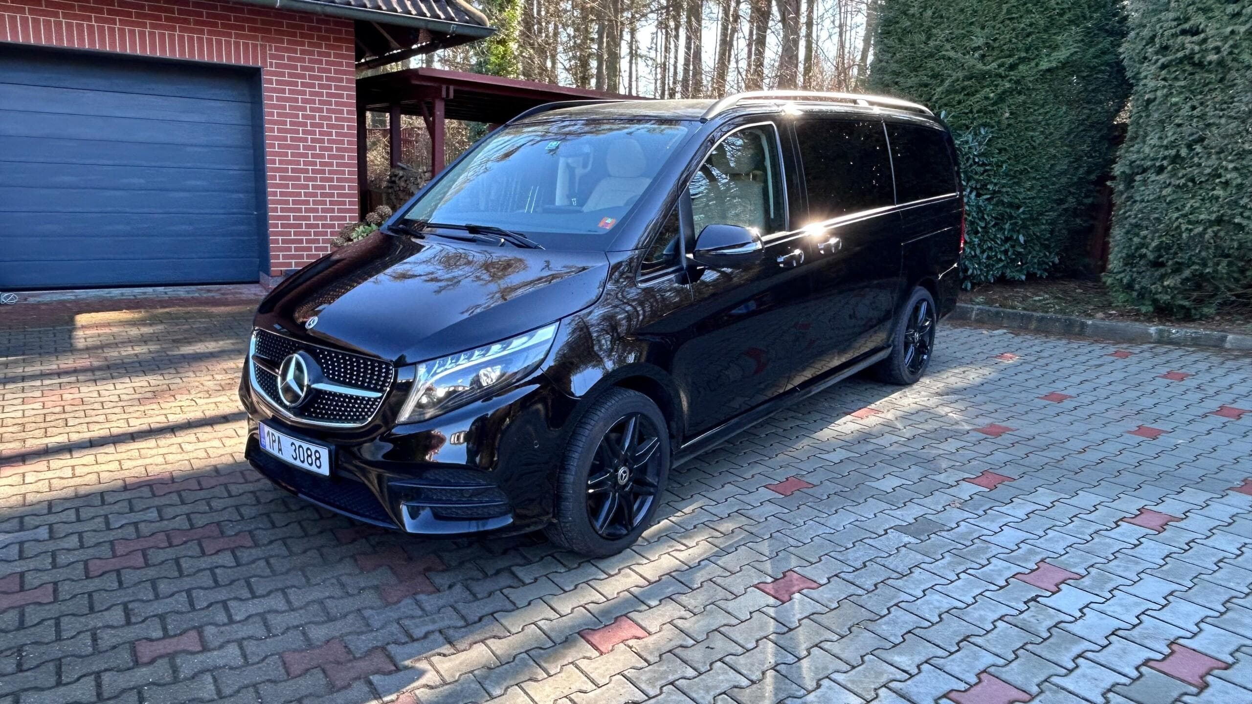 Mercedes-Benz V-Class