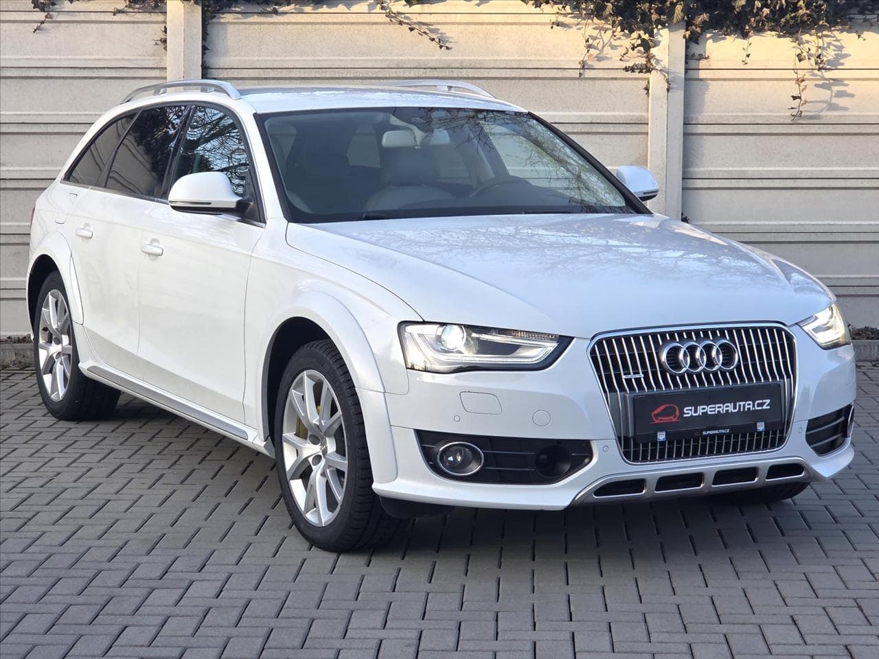 Audi A4 Allroad 2,0 TDi 130kW DSG Quattro CR Quattro kombi
